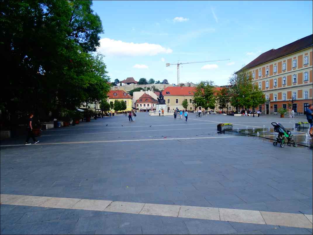 DSC02045