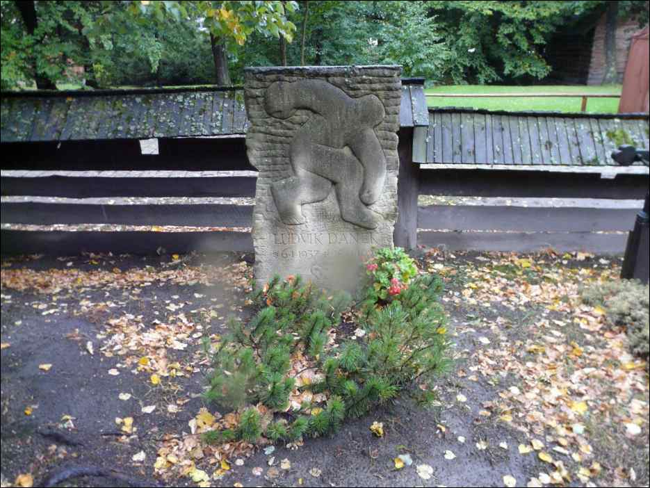 P1100213